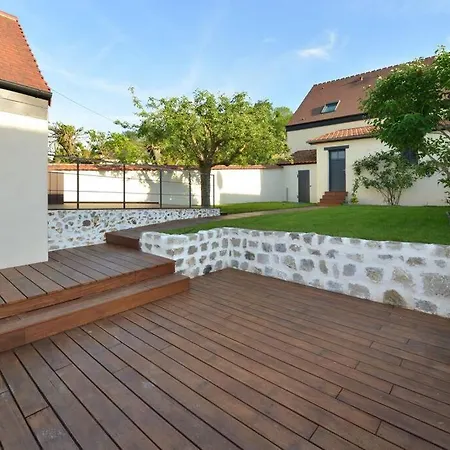 Maison Entierement Renove De 4 Pieces Nogent-le-Roi Exterior foto